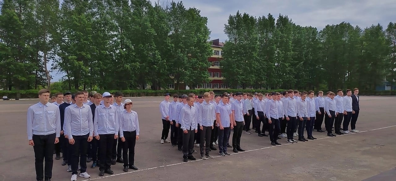 В БОРИСОГЛЕБСКЕ ЗАВЕРШИЛИСЬ СБОРЫ С ЮНОШАМИ ДОПРИЗЫВНОГО ВОЗРАСТА.